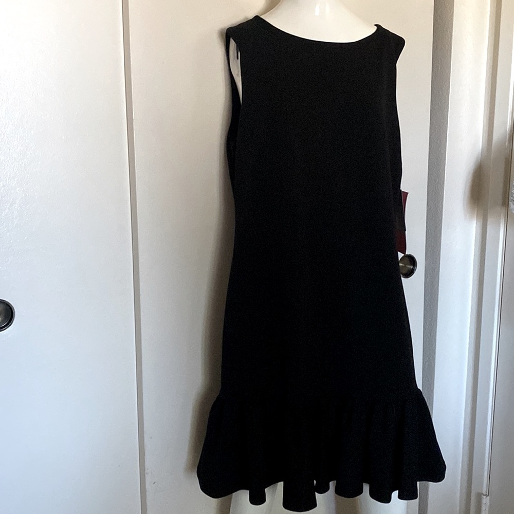Betsey Johnson Ruffle Bottom Shift Dress Size 12 - Picture 3 of 7